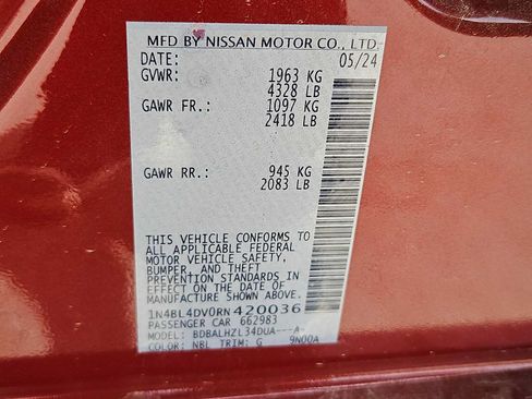Used 2024 Nissan Altima 2.5 SV FWD image 25