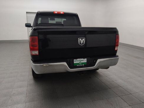 Used 2020 RAM 1500 Tradesman w/ Chrome Appearance Group RWD image 6