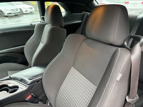 Used 2021 Dodge Challenger R/T image 10