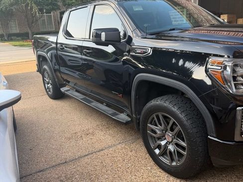 Used 2020 GMC Sierra 1500 AT4 w/ AT4 Premium Package AWD/4WD image 2
