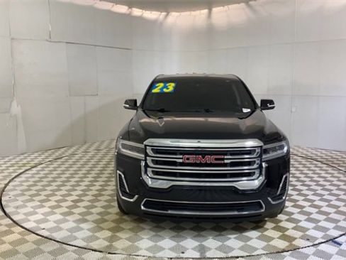 Certified 2023 GMC Acadia SLE w/ LPO, Floor Liner Package image 3