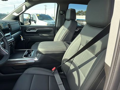 New 2026 Chevrolet Silverado 3500 LTZ w/ LTZ Plus Package image 14