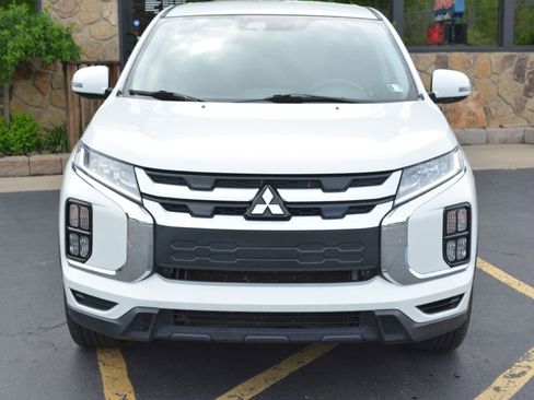 Used 2020 Mitsubishi Outlander Sport AWD image 2