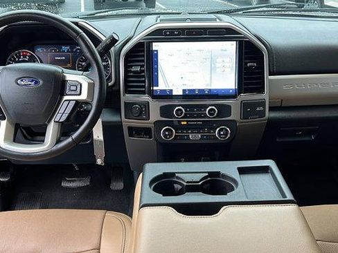 Used 2022 Ford F250 Lariat image 16