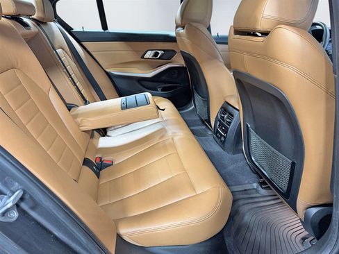 Used 2020 BMW 330i xDrive Sedan w/ Premium Package image 27
