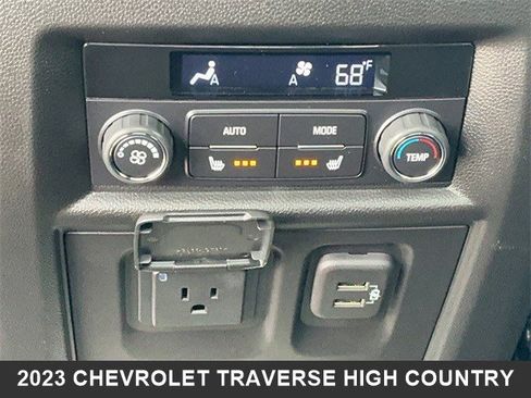 Used 2023 Chevrolet Traverse High Country image 15