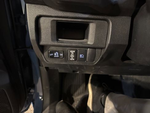 Used 2019 Toyota Tacoma TRD Off-Road image 20