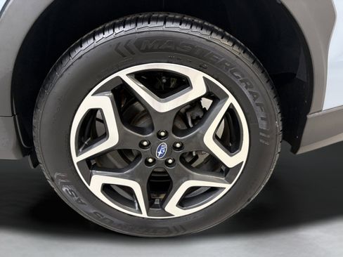 Used 2019 Subaru Crosstrek 2.0i Limited w/ Moonroof Package w/Navigation AWD/4WD image 9
