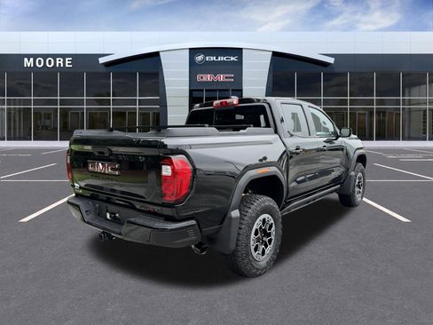 Used 2023 GMC Canyon AT4X w/ Edition 1 AWD/4WD image 3