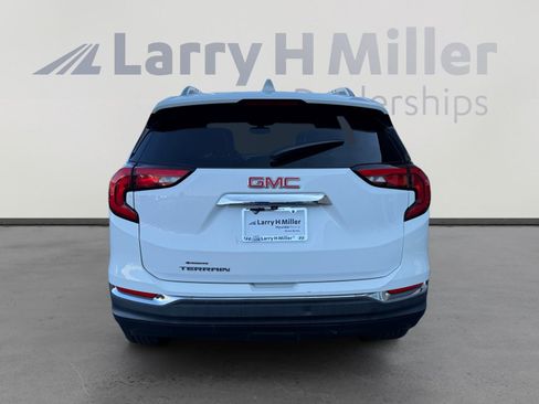 Used 2019 GMC Terrain SLT image 4