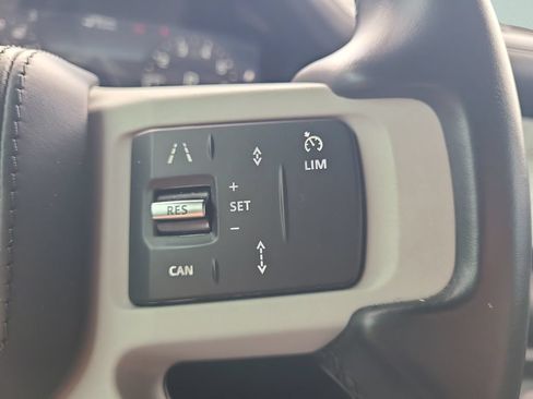 Used 2022 Land Rover Defender 110 X-Dynamic HSE AWD/4WD image 20