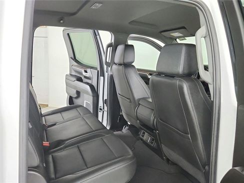 Used 2025 GMC Sierra 1500 SLT AWD/4WD image 23