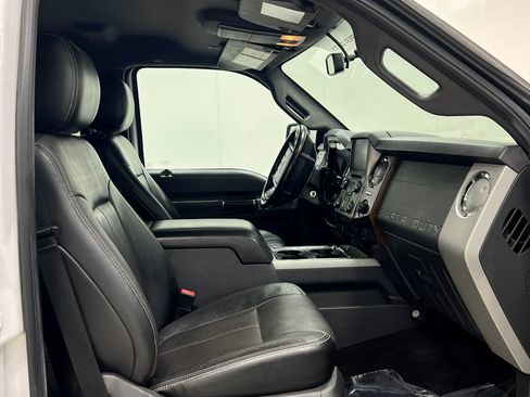 Used 2014 Ford F250 Lariat w/ Chrome Package AWD/4WD image 35
