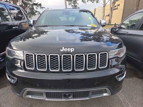 Used 2019 Jeep Grand Cherokee Limited w/ Luxury Group II image 11