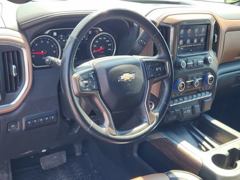Used 2023 Chevrolet Silverado 2500 High Country w/ Safety Package II AWD/4WD image 4