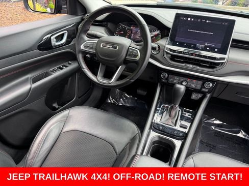 Used 2022 Jeep Compass Trailhawk w/ Trailhawk Convenience Group AWD/4WD image 41