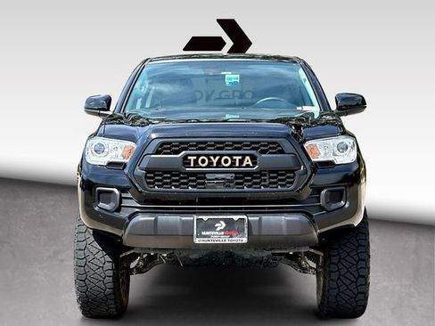 Used 2023 Toyota Tacoma SR AWD/4WD image 3