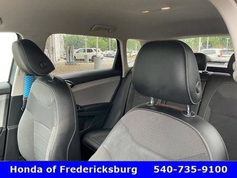 Used 2022 Volkswagen Taos SE AWD/4WD image 27
