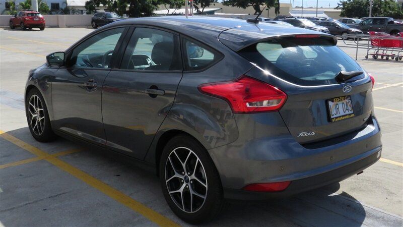 Used 2018 Ford Focus SEL FWD image 3