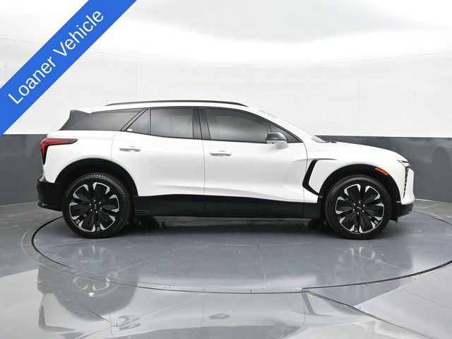 New 2025 Chevrolet Blazer EV RS w/ Super Cruise Package AWD/4WD image 12