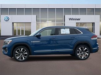 Certified 2025 Volkswagen Atlas Cross Sport SEL Premium R-Line video 3