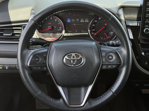Used 2021 Toyota Camry XSE FWD image 13
