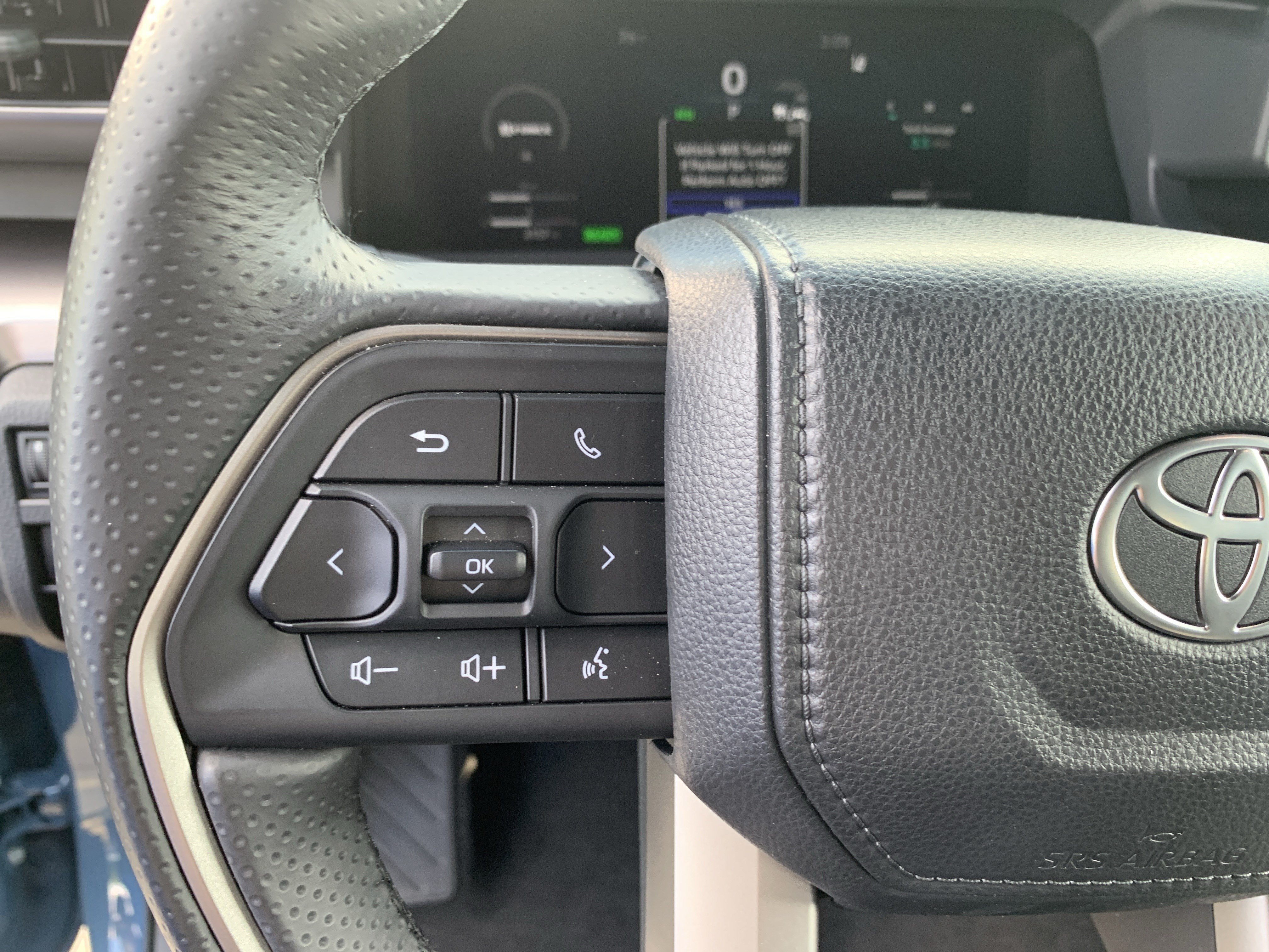 Used 2025 Toyota 4Runner TRD Off-Road Premium AWD/4WD image 19