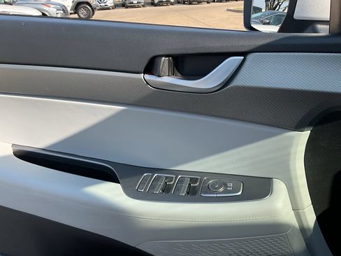 Used 2025 Hyundai Palisade SEL FWD image 24