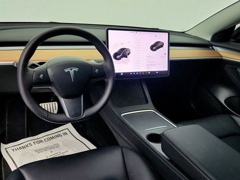 Used 2023 Tesla Model 3 Performance image 12