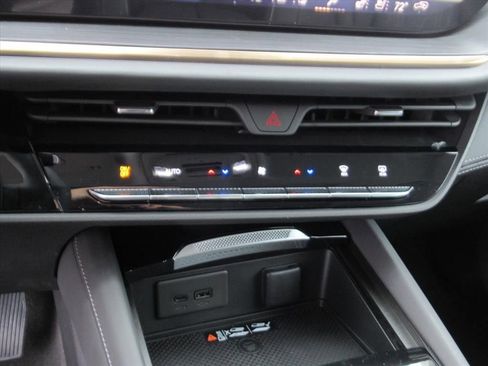 New 2026 Buick Envision Avenir image 25