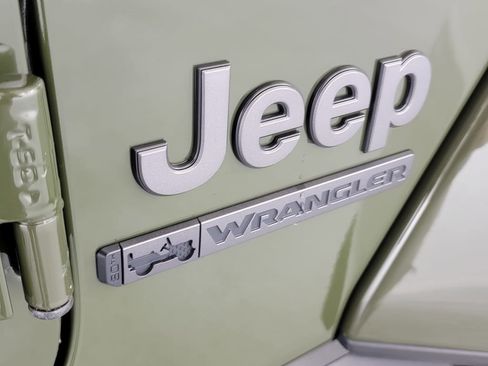 Used 2021 Jeep Wrangler Unlimited Sport S image 11