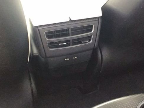 Used 2018 Tesla Model X 75D image 15