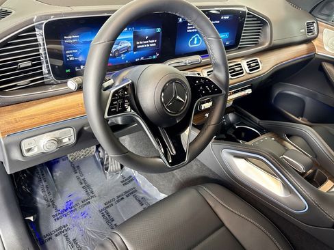 New 2026 Mercedes-Benz GLE 450 4MATIC Coupe image 9