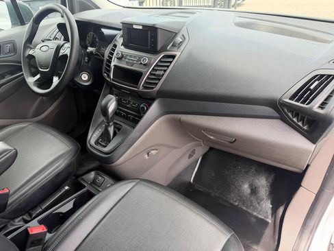 Used 2022 Ford Transit Connect XL FWD image 21