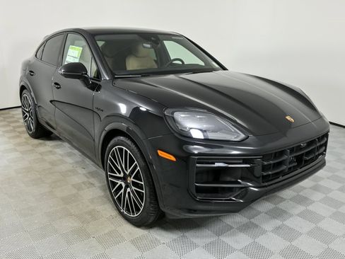 New 2025 Porsche Cayenne S image 27