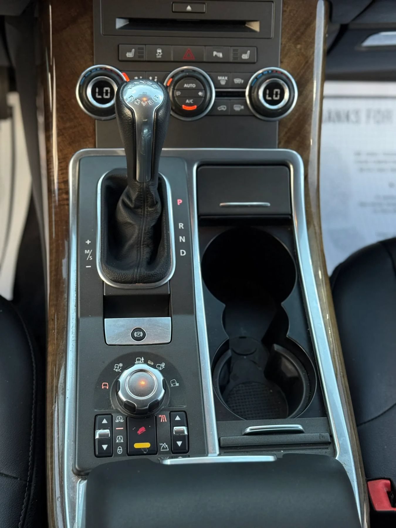 Used 2011 Land Rover Range Rover Sport HSE AWD/4WD image 20