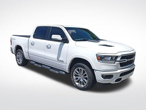 Used 2022 RAM 1500 Laramie w/ Sport Appearance Package AWD/4WD image 9
