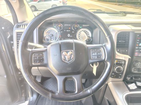 Used 2018 RAM 1500 Big Horn AWD/4WD image 27