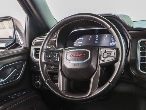 Used 2024 GMC Yukon XL AT4 w/ Technology Package image 13