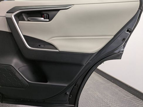 Used 2023 Toyota RAV4 XLE image 25