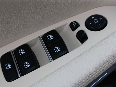 Used 2020 BMW X5 sDrive40i RWD image 16
