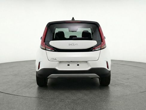 Used 2025 Kia Soul LX w/ LX Technology Package image 7