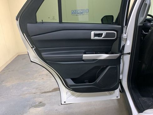 Used 2023 Ford Explorer XLT w/ Equipment Group 202A image 23