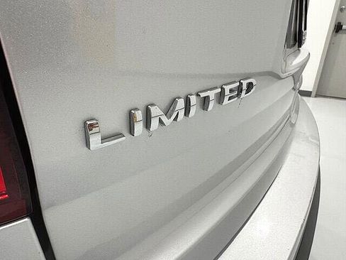 Used 2014 Ford Explorer Limited image 9