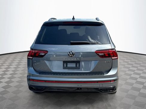 Used 2024 Volkswagen Tiguan SE R-Line AWD/4WD image 7