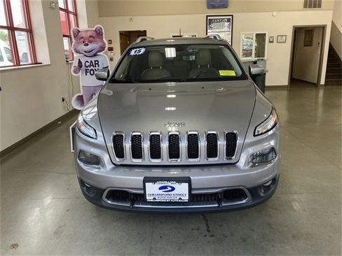 Used 2015 Jeep Cherokee Limited image 2
