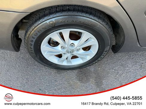 Used 2006 Toyota Camry LE FWD image 23