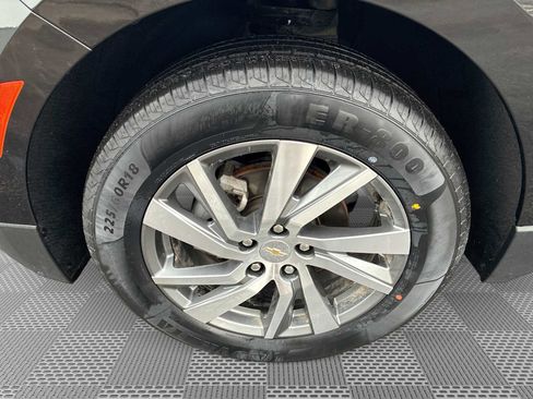 Certified 2023 Chevrolet Equinox LT image 32