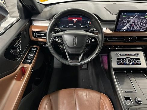 Used 2023 Lincoln Aviator Reserve w/ Jet Package image 25
