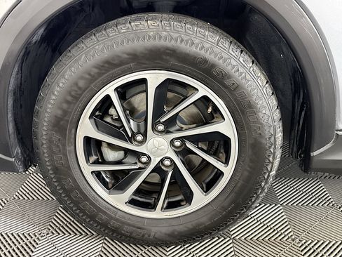 Used 2020 Mitsubishi Eclipse Cross ES image 36